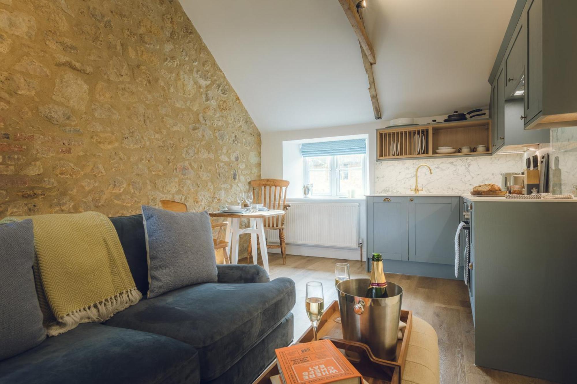 The Barrington Boar Hotel Ilminster Szoba fotó